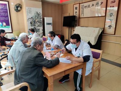 2021年骨质疏松日大型义诊活动分会在湛江市养老服务中心成功举办